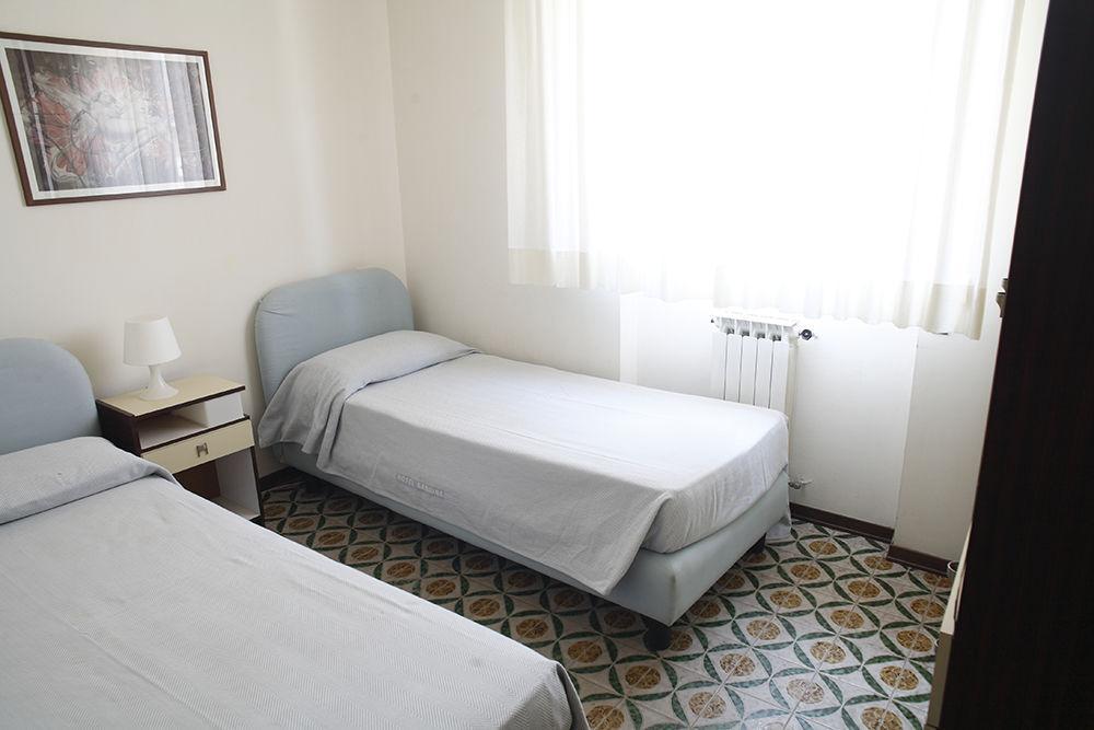 Sabrina Hotel
