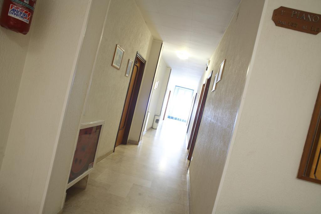 Sabrina Hotel 3*